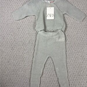 NWT Zara Light Gray Knit Baby Set 3-6m